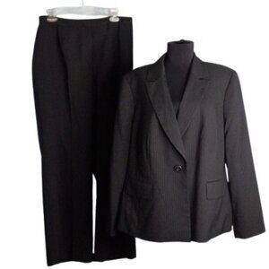 Kasper 14W Black Pinstripe Dress Pants Blazer Jacket Suit Set Lined Shoulder Pad